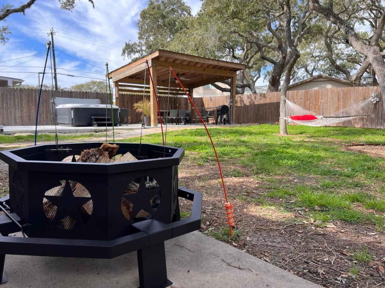 Villa Knot Bay Haven, Dog Friendly, Hot Tub, Fenced Yard, Patio And Grill, 3 Br à Rockport Extérieur photo